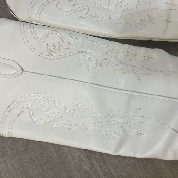 Country Cowboy cowgirl white knee high heels block boots - Picture 15 of 16